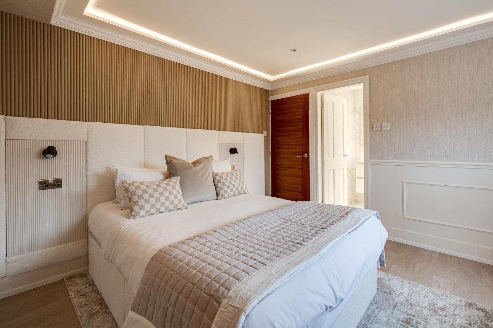 The Racecourse Garden Collection Apartment Chester Bagian luar foto